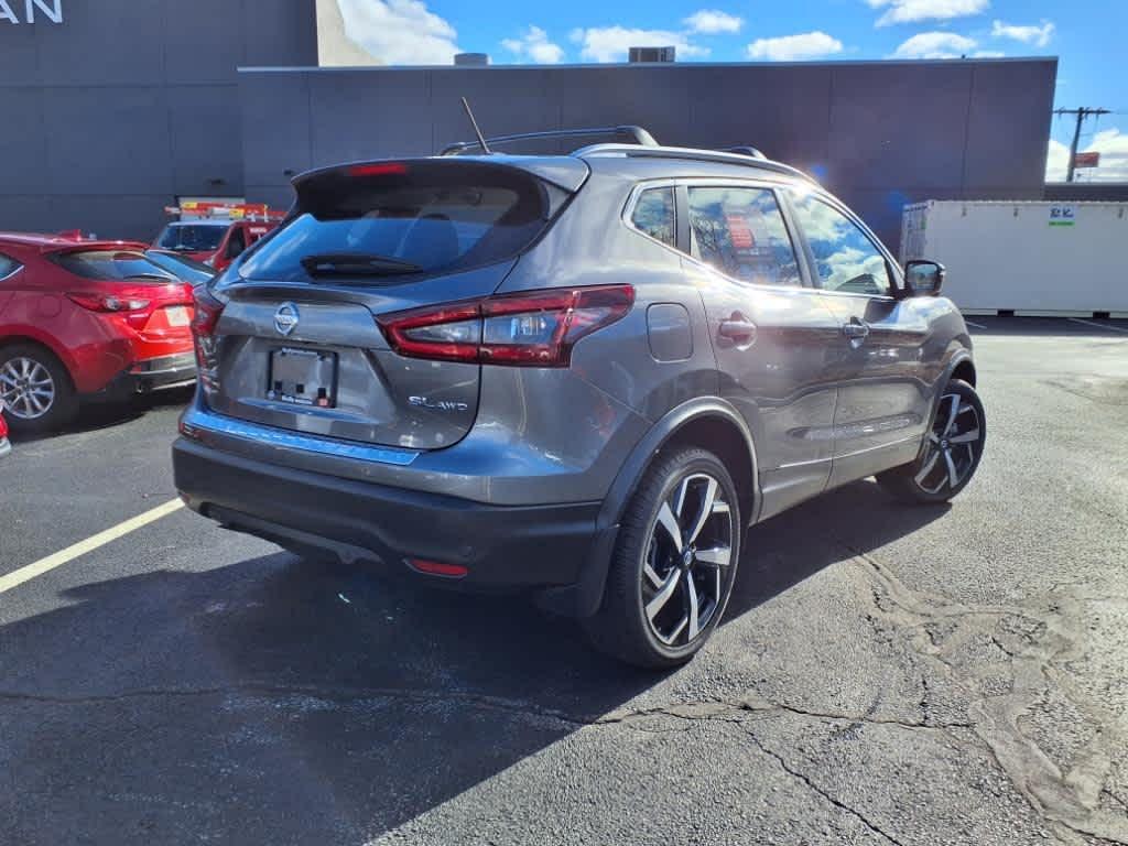 used 2022 Nissan Rogue Sport car, priced at $25,956