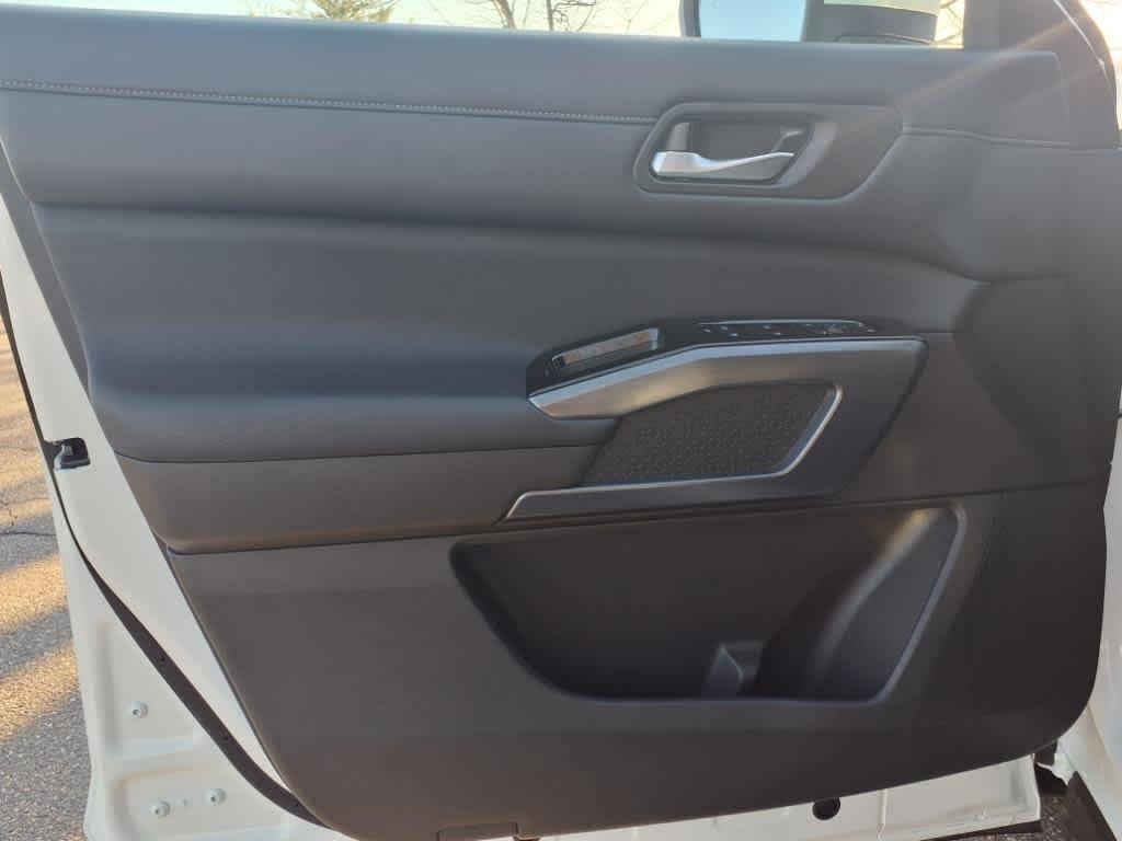 used 2024 Nissan Pathfinder car, priced at $40,436