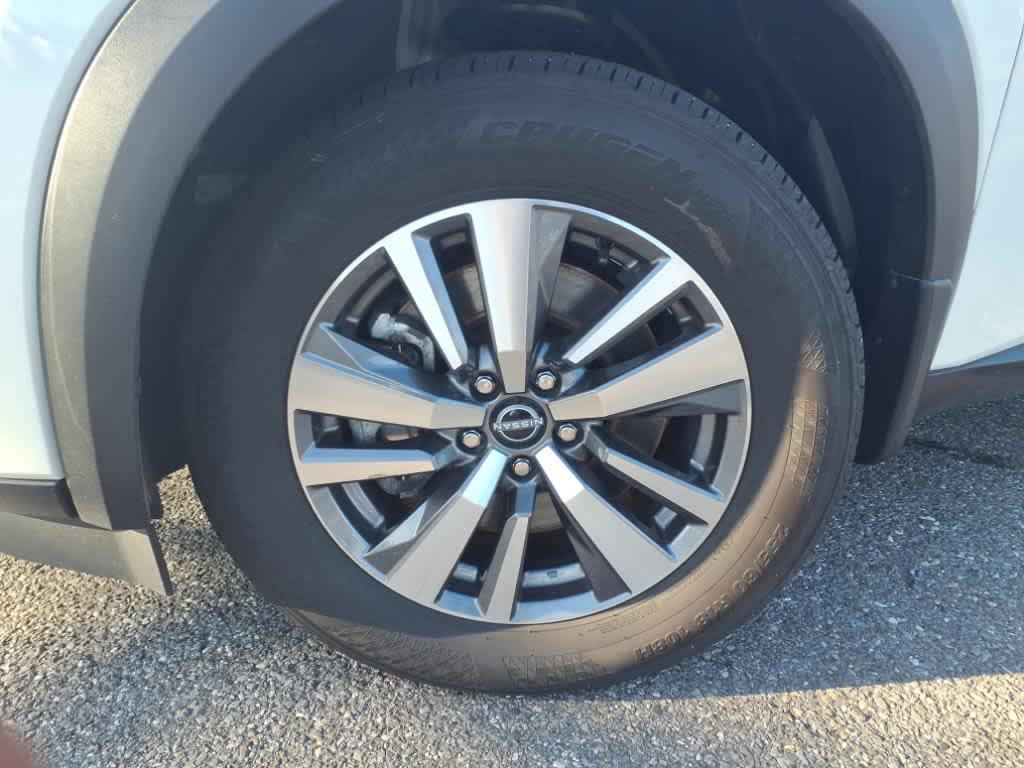 used 2024 Nissan Pathfinder car, priced at $40,436