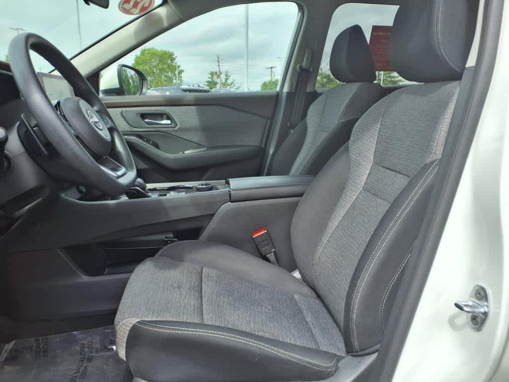 used 2022 Nissan Rogue car, priced at $24,667