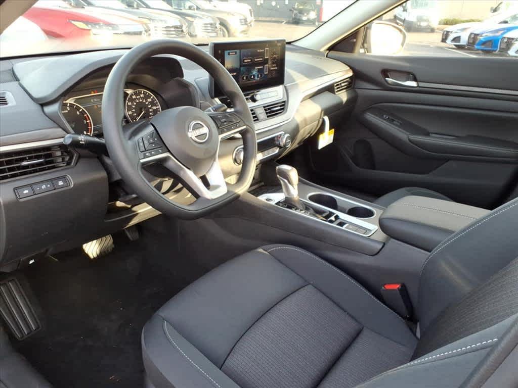 new 2025 Nissan Altima car, priced at $29,960