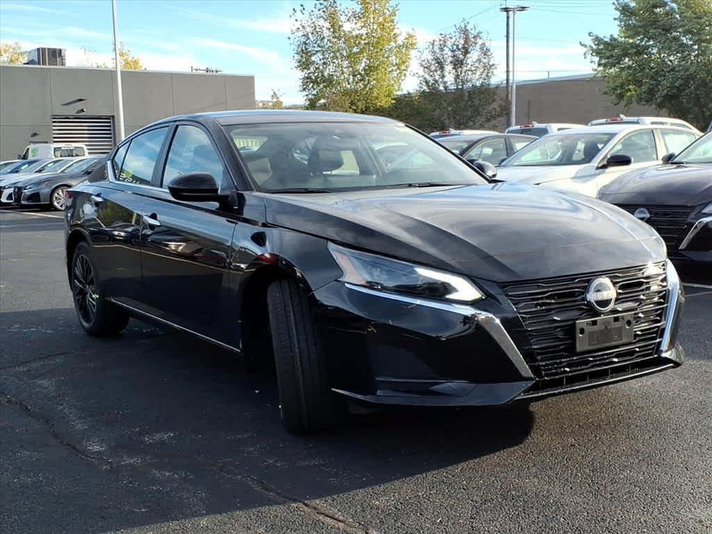 new 2025 Nissan Altima car, priced at $29,960