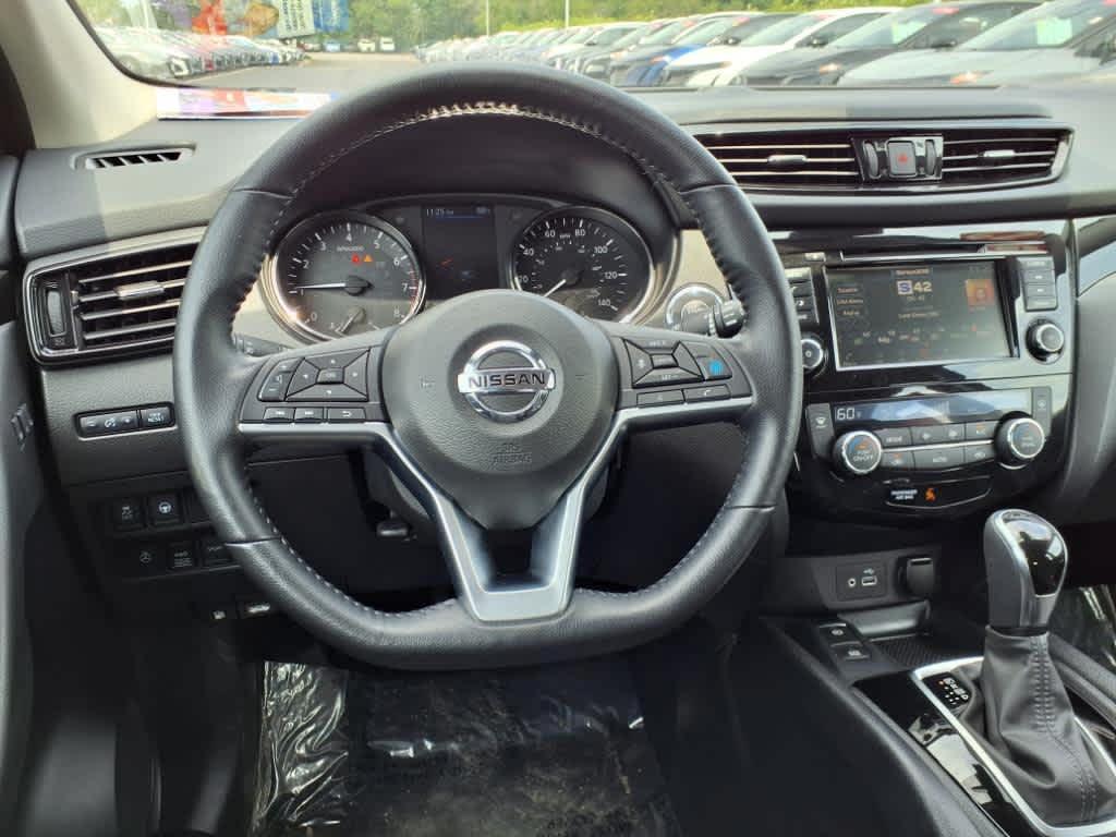 used 2022 Nissan Rogue Sport car, priced at $23,483
