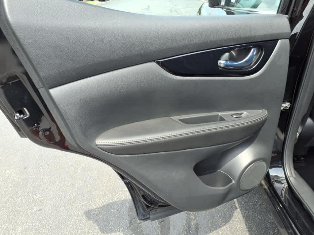 used 2022 Nissan Rogue Sport car, priced at $23,483