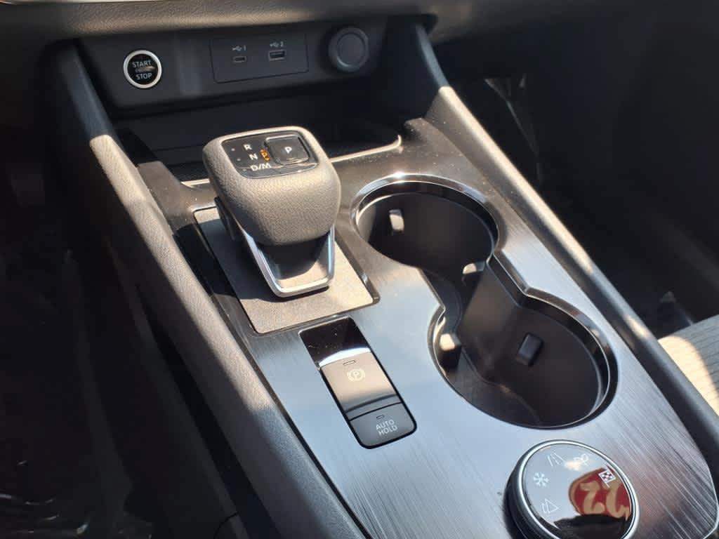 used 2022 Nissan Rogue car, priced at $25,999