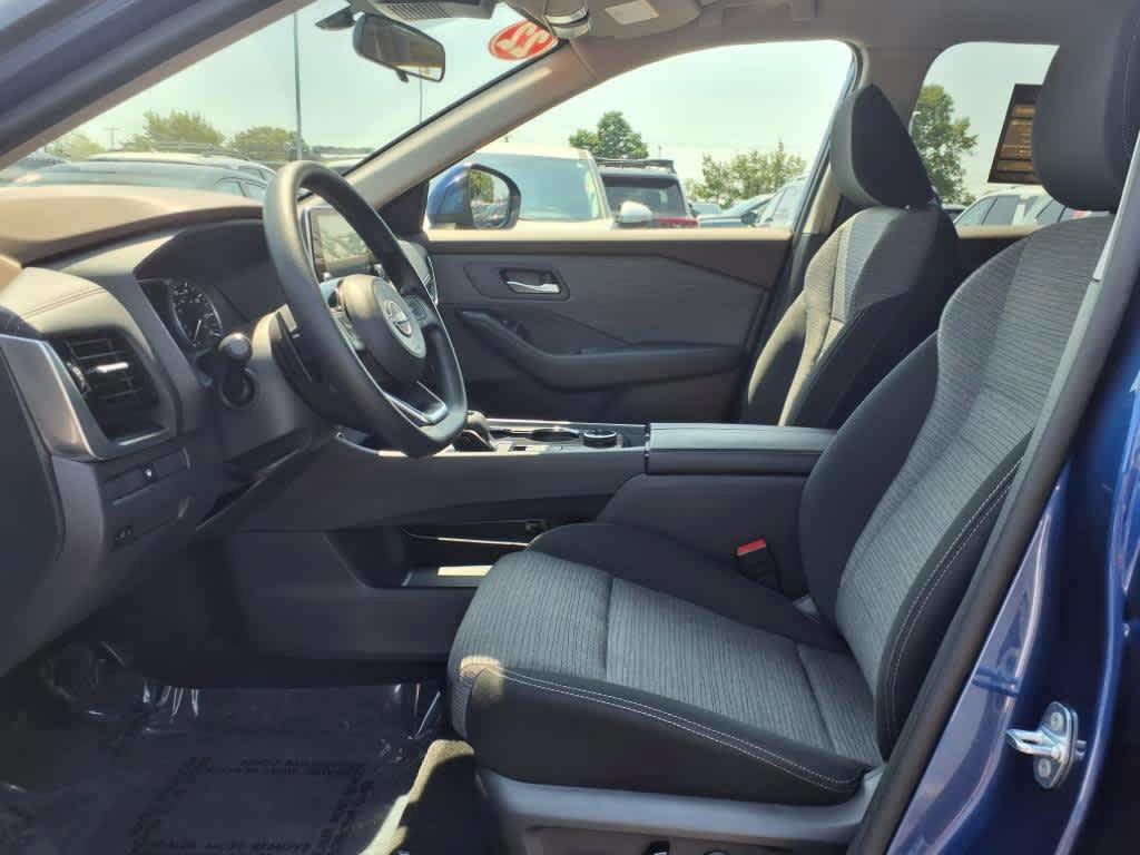 used 2022 Nissan Rogue car, priced at $25,999