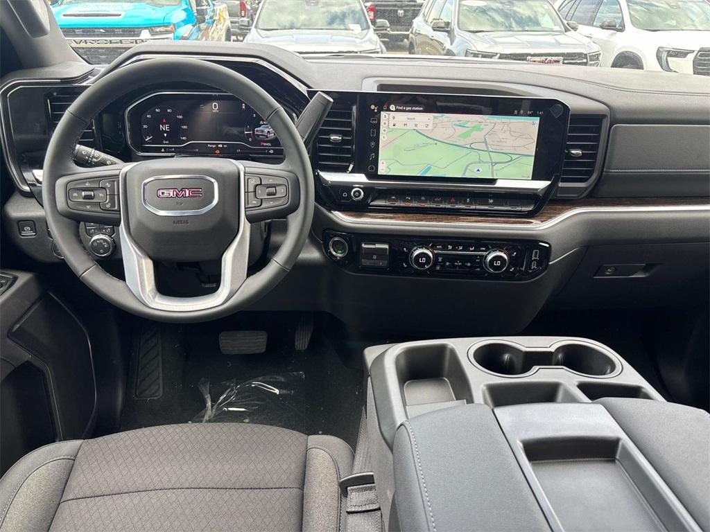new 2025 GMC Sierra 1500 car, priced at $53,205