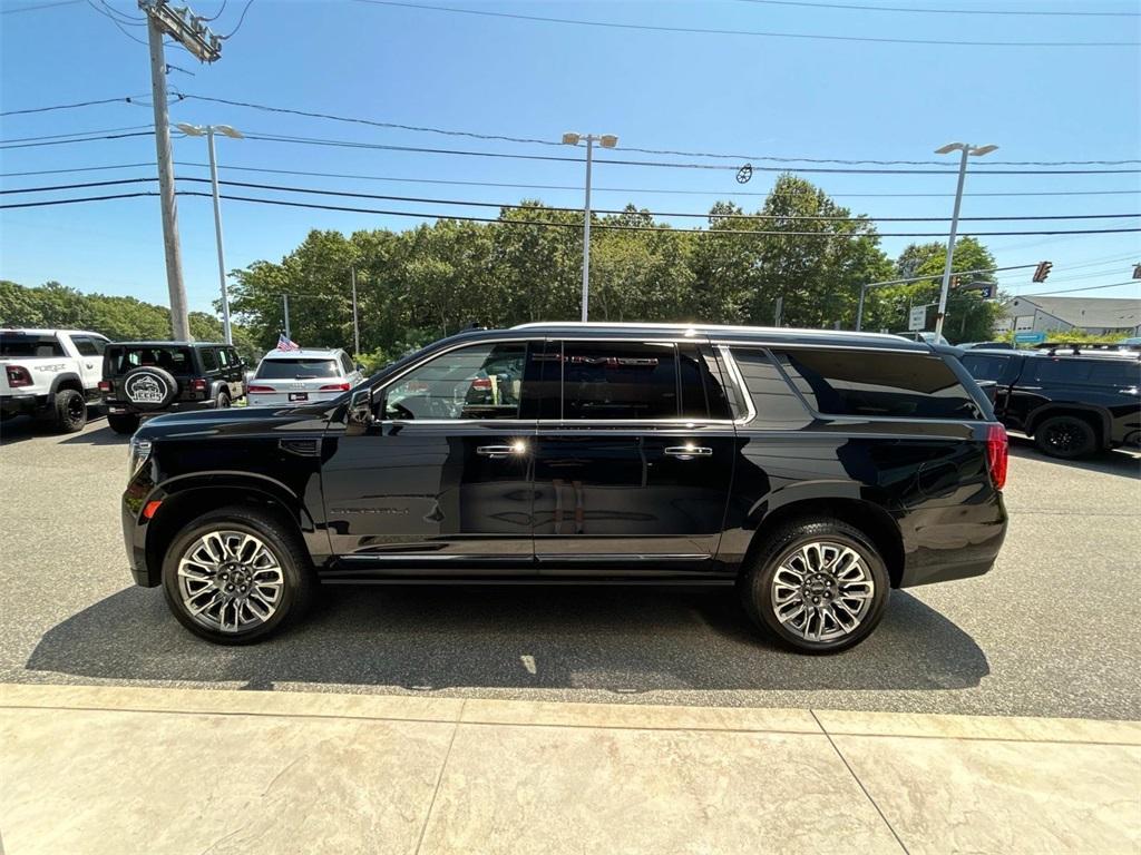used 2023 GMC Yukon XL car, priced at $73,400