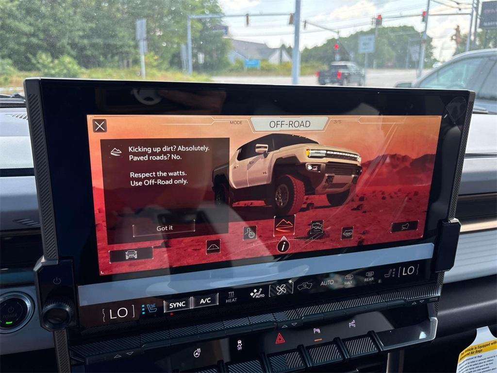 new 2025 GMC HUMMER EV Pickup car, priced at $97,510