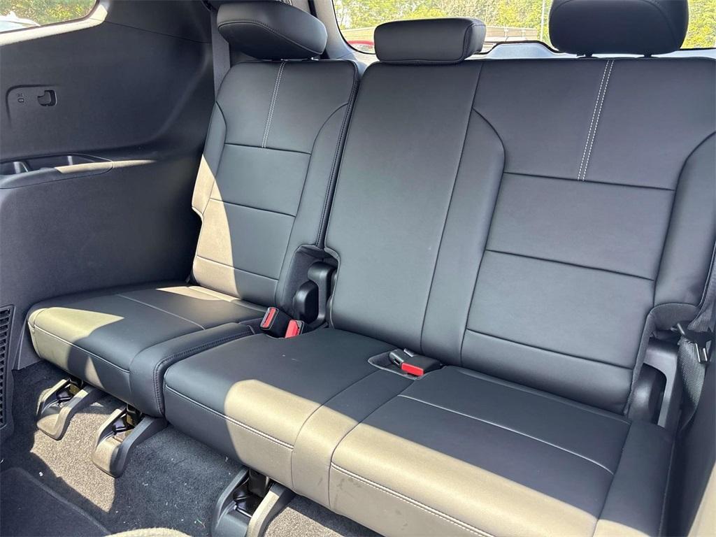 new 2025 GMC Acadia car, priced at $53,379