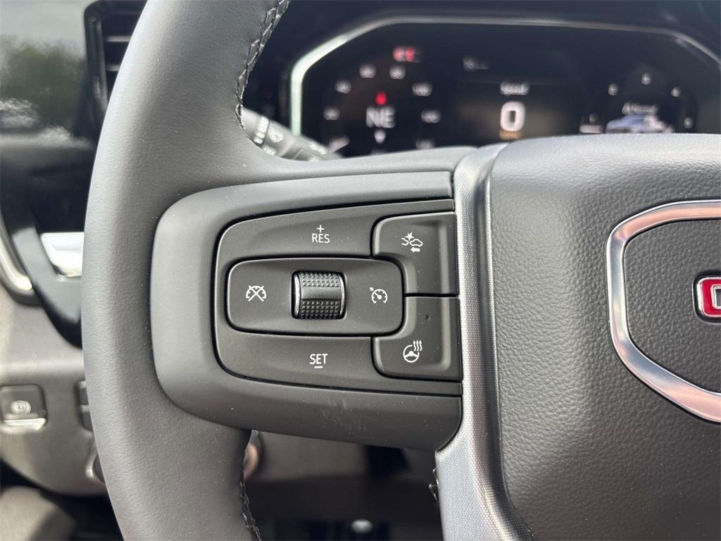 new 2025 GMC Sierra 1500 car, priced at $47,290