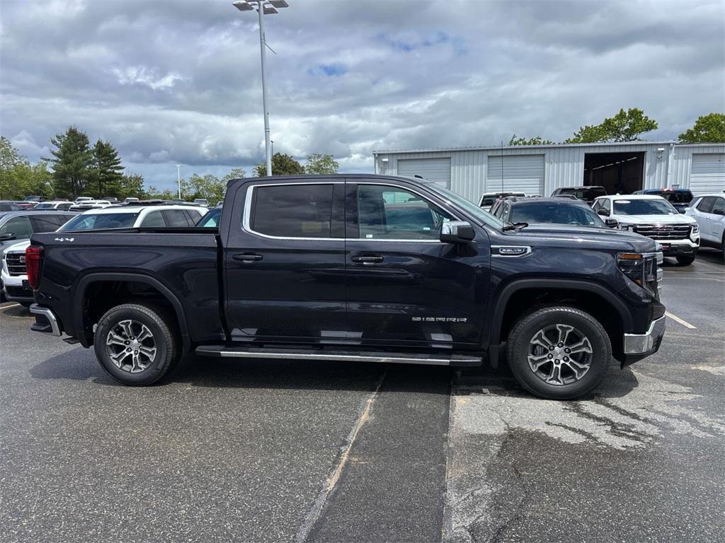 new 2025 GMC Sierra 1500 car, priced at $53,930