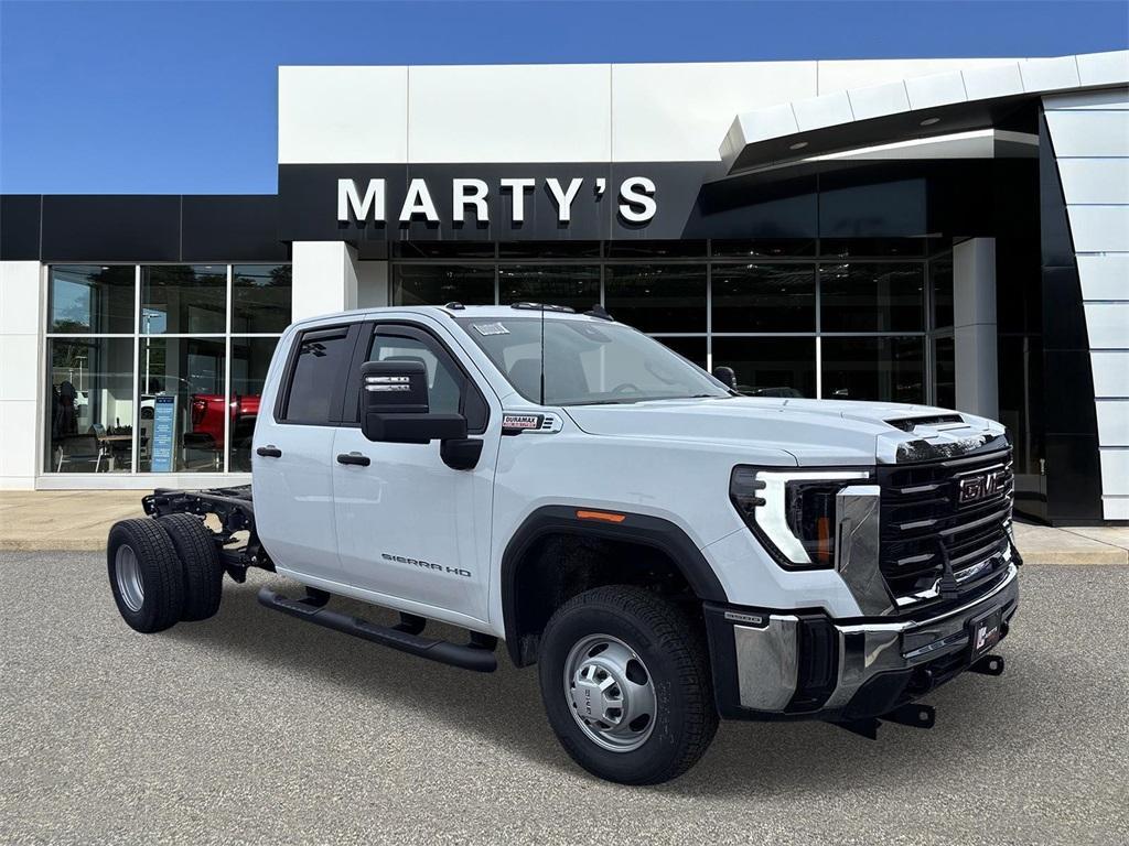 new 2024 GMC Sierra 3500 car, priced at $63,865