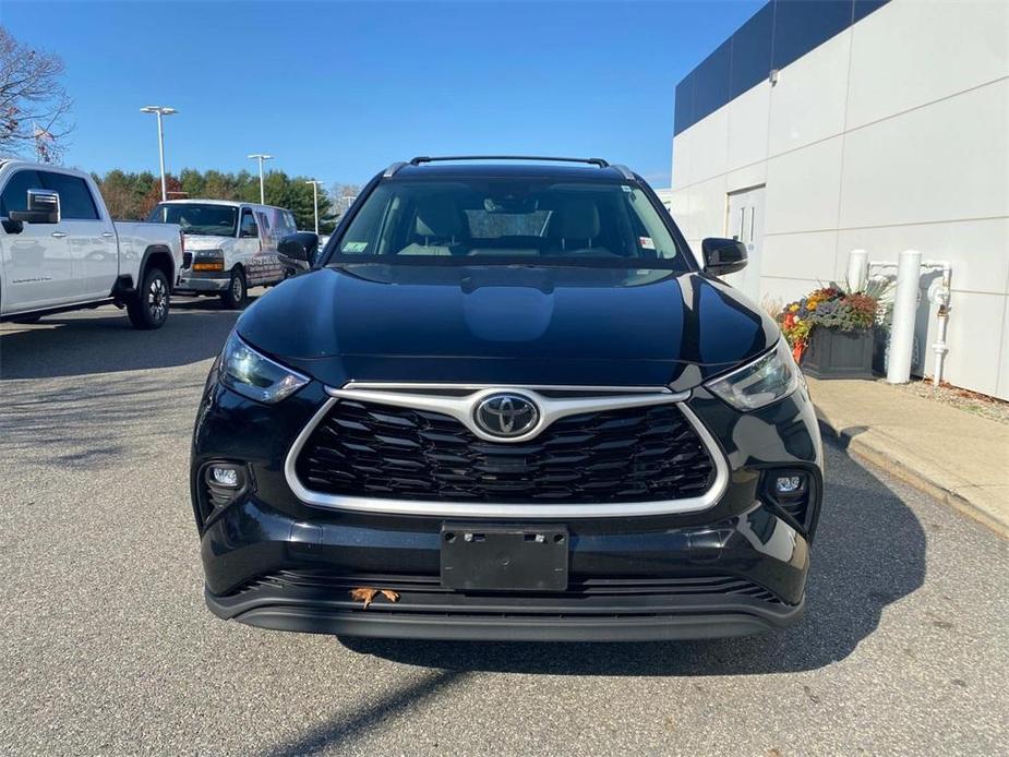 used 2024 Toyota Highlander car, priced at $42,500