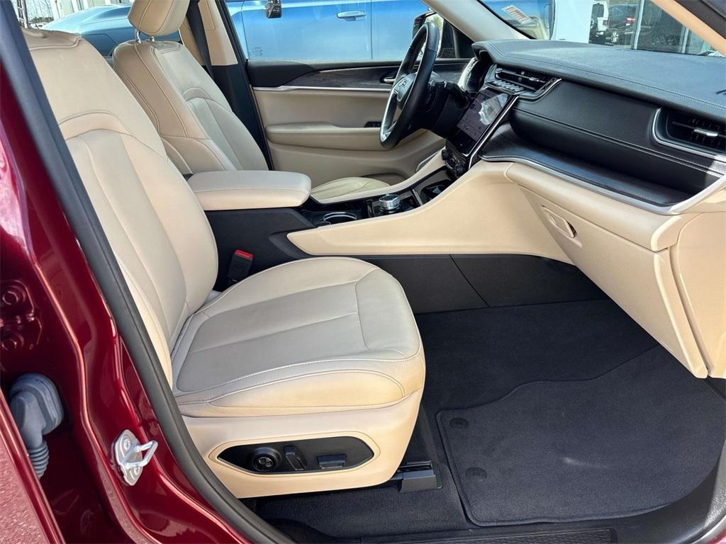 used 2022 Jeep Grand Cherokee L car, priced at $29,700