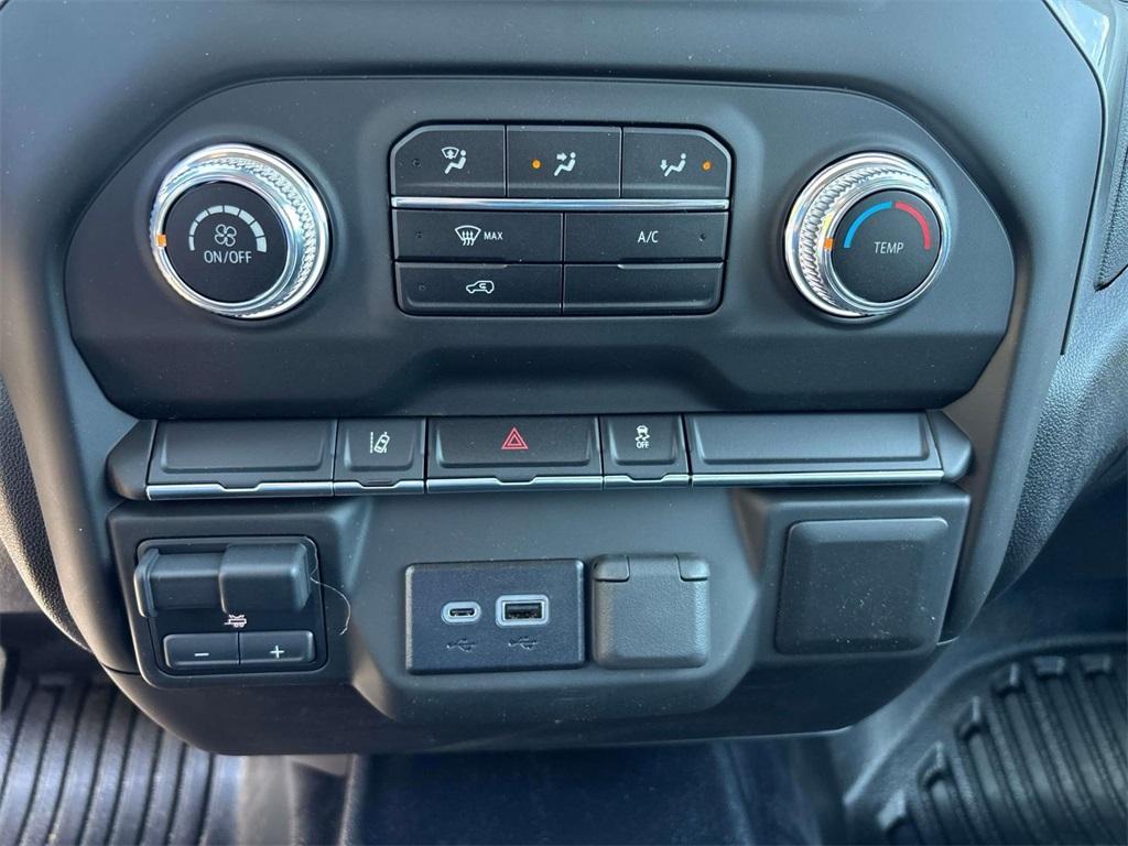 new 2025 GMC Sierra 2500 car, priced at $52,395