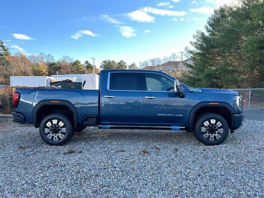 new 2025 GMC Sierra 2500 car, priced at $75,375