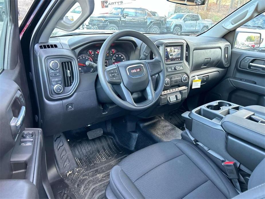 new 2025 GMC Sierra 1500 car, priced at $40,985