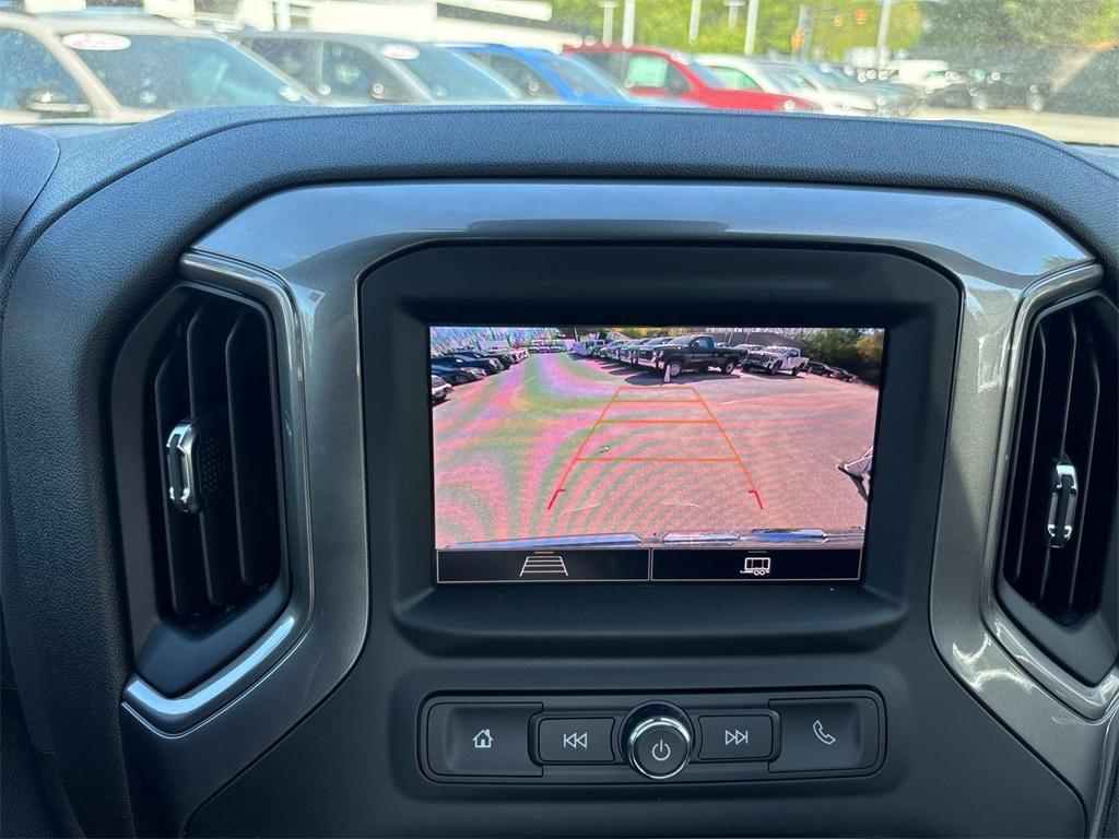 new 2025 GMC Sierra 1500 car, priced at $39,820
