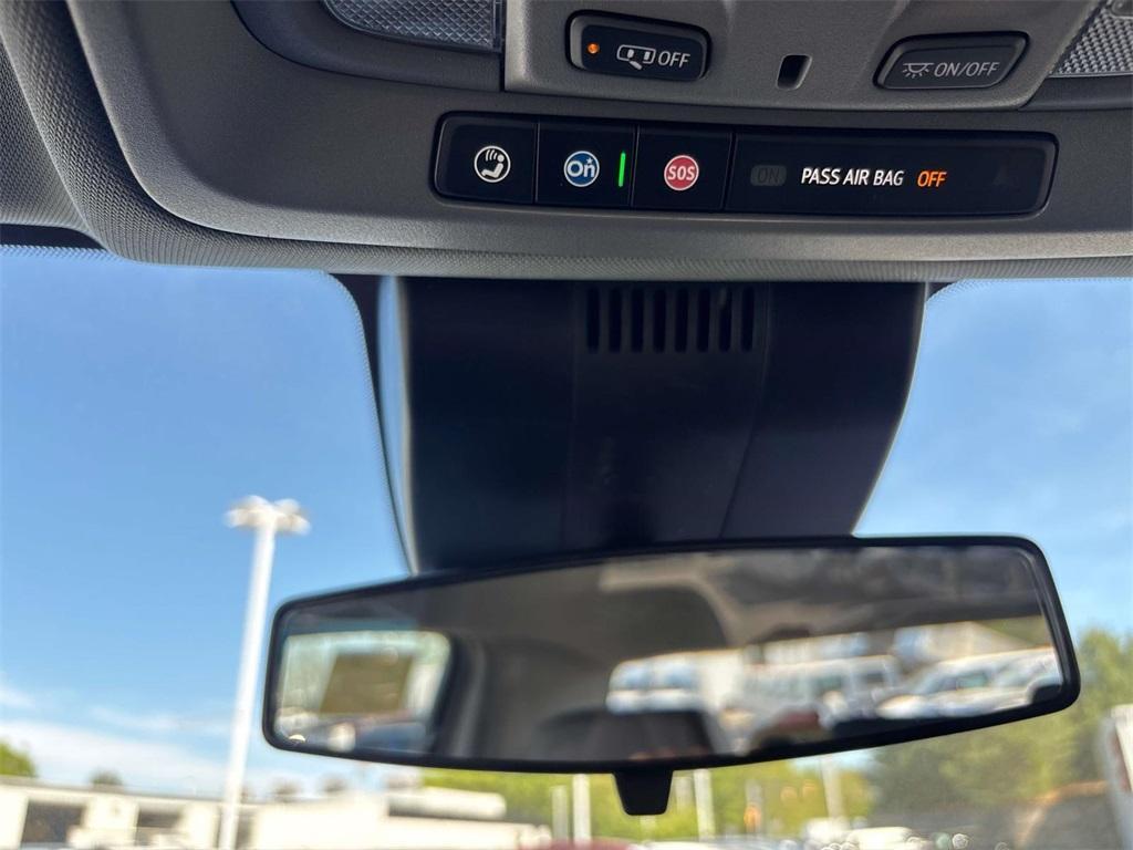 new 2025 GMC Sierra 1500 car, priced at $39,820