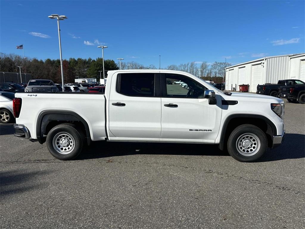 new 2024 GMC Sierra 1500 car, priced at $39,425