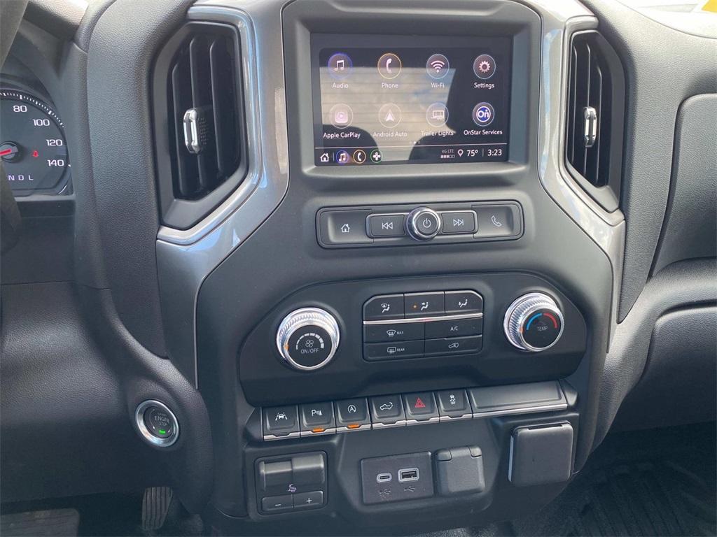 new 2025 GMC Sierra 1500 car, priced at $39,920