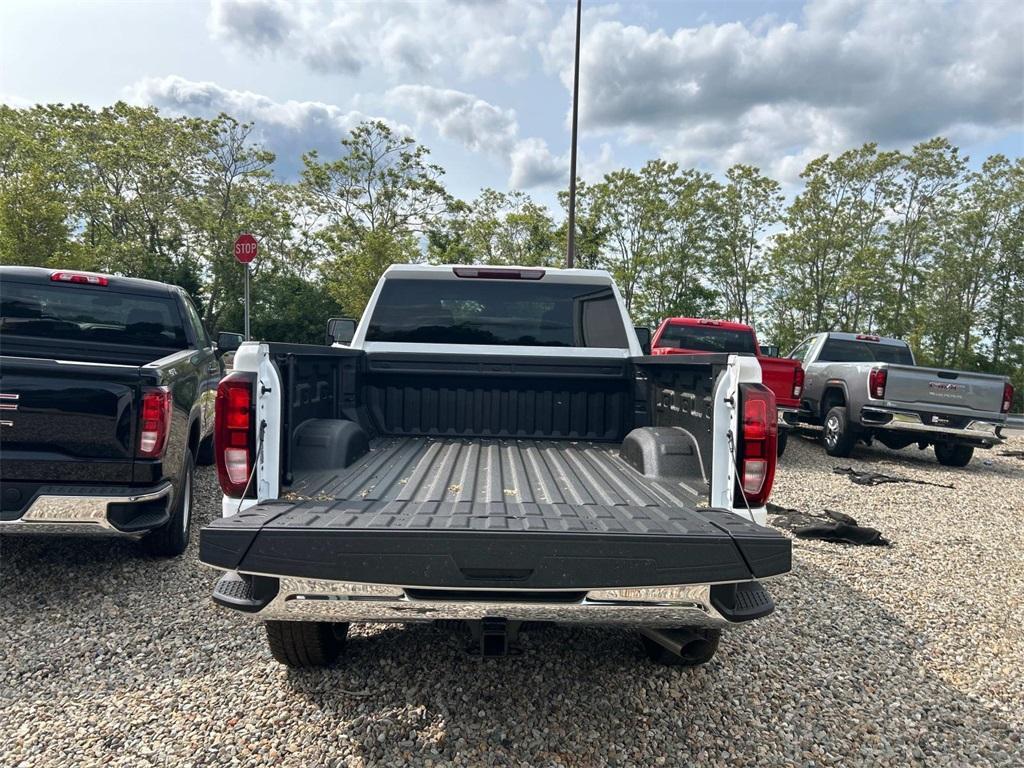 new 2025 GMC Sierra 2500 car, priced at $55,900