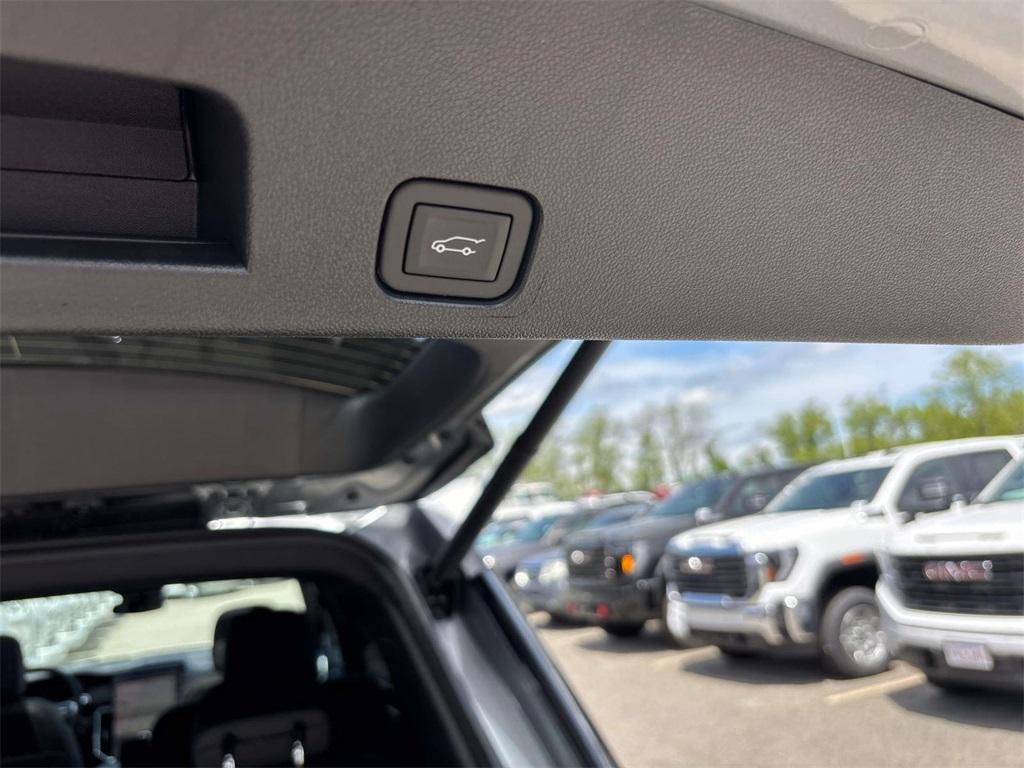 new 2025 GMC Acadia car, priced at $51,775