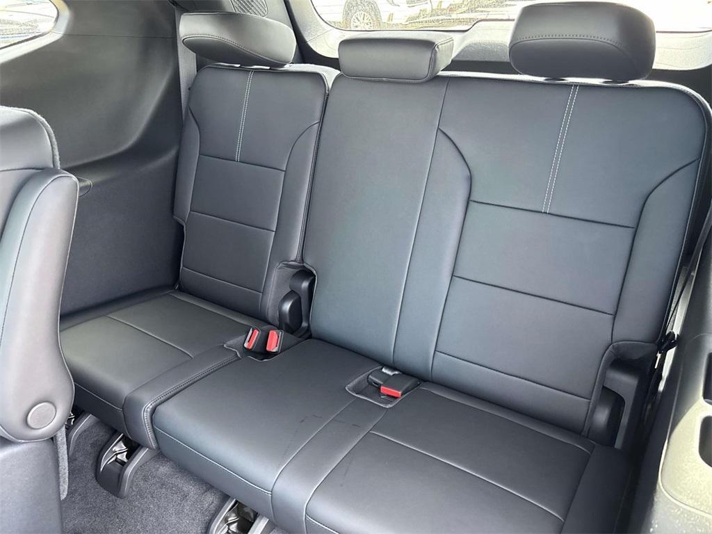 new 2025 GMC Acadia car, priced at $51,775