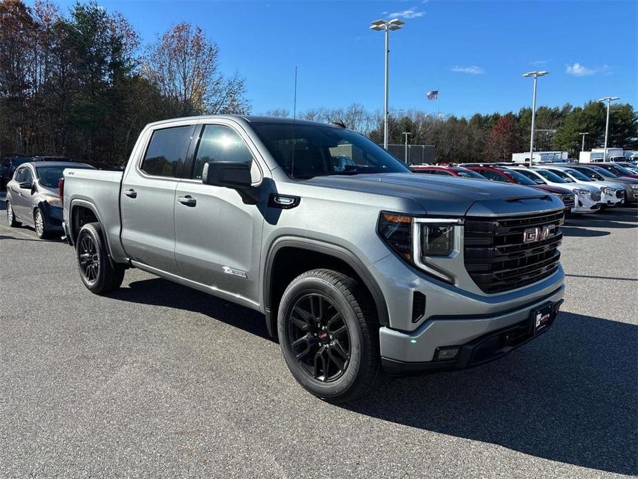 new 2025 GMC Sierra 1500 car, priced at $53,040