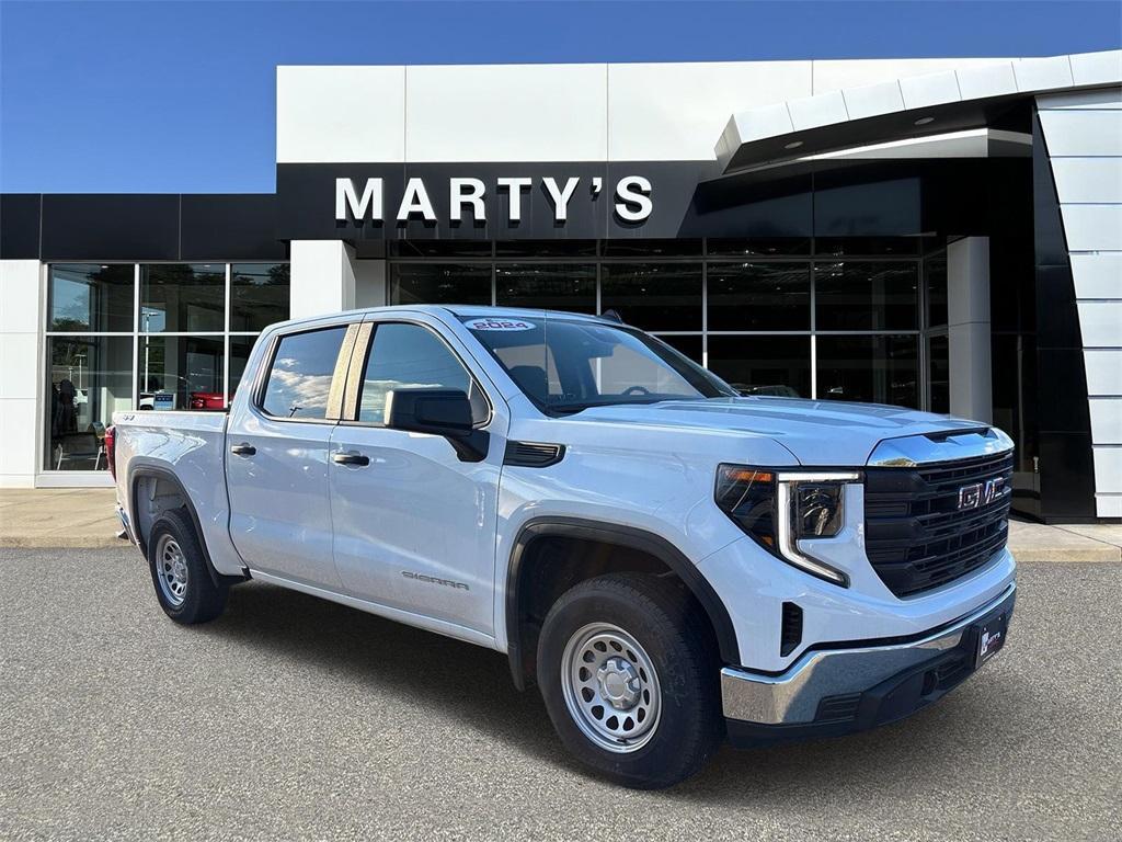 new 2024 GMC Sierra 1500 car, priced at $39,425