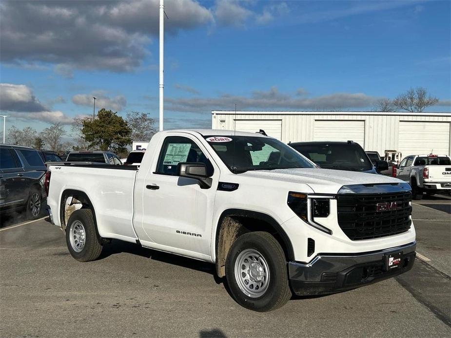 new 2025 GMC Sierra 1500 car, priced at $39,740