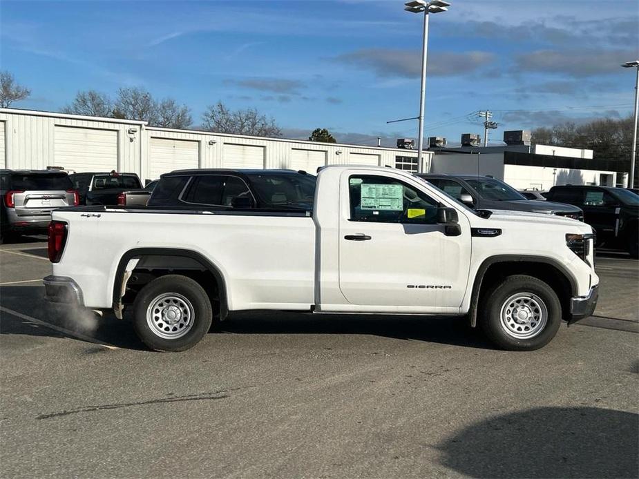 new 2025 GMC Sierra 1500 car, priced at $39,740