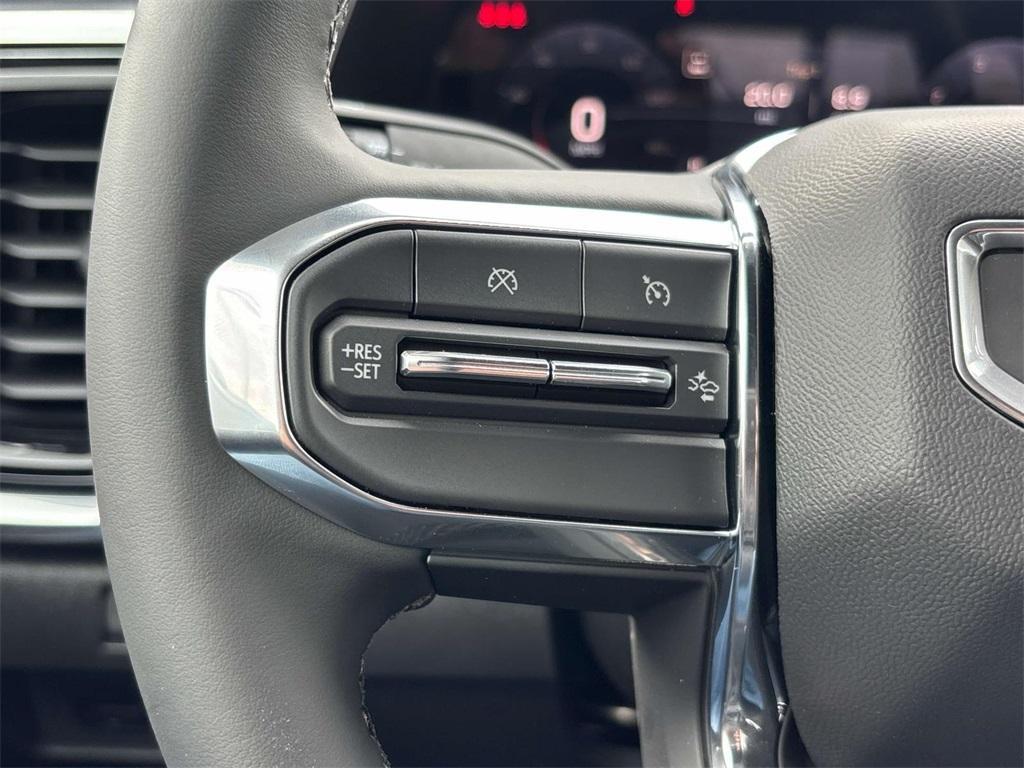 new 2025 GMC Canyon car, priced at $44,475