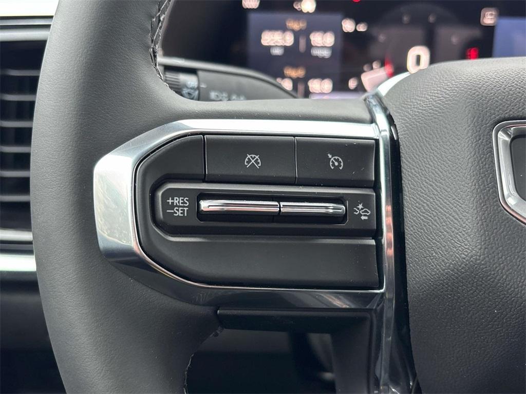 new 2025 GMC Canyon car, priced at $47,395