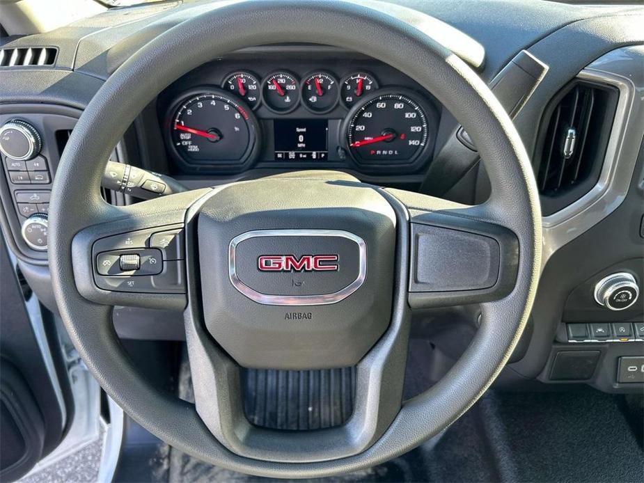 new 2025 GMC Sierra 1500 car, priced at $39,240