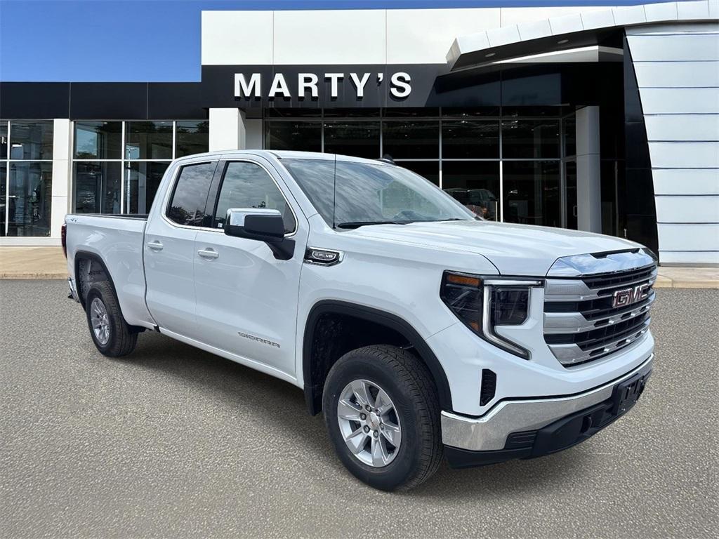 new 2025 GMC Sierra 1500 car, priced at $51,040