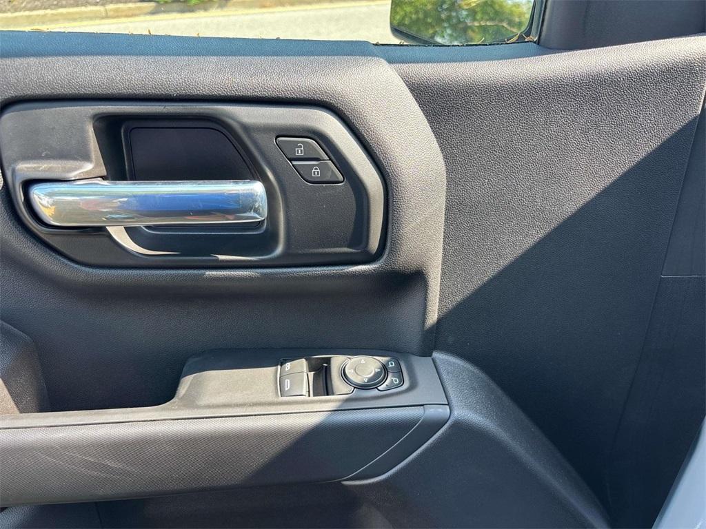 new 2025 GMC Sierra 1500 car, priced at $36,430
