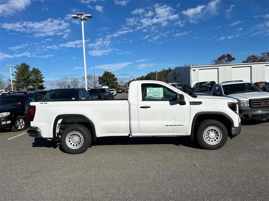 new 2024 GMC Sierra 1500 car, priced at $35,325