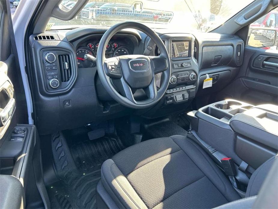 new 2024 GMC Sierra 1500 car, priced at $35,325