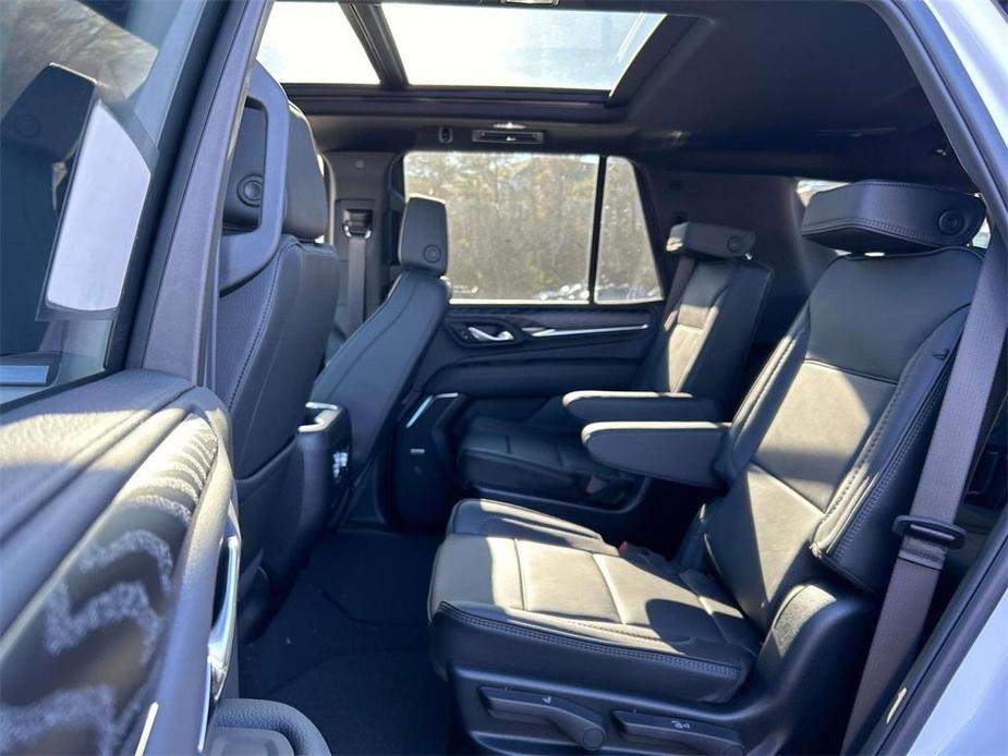 new 2024 GMC Yukon car, priced at $85,325