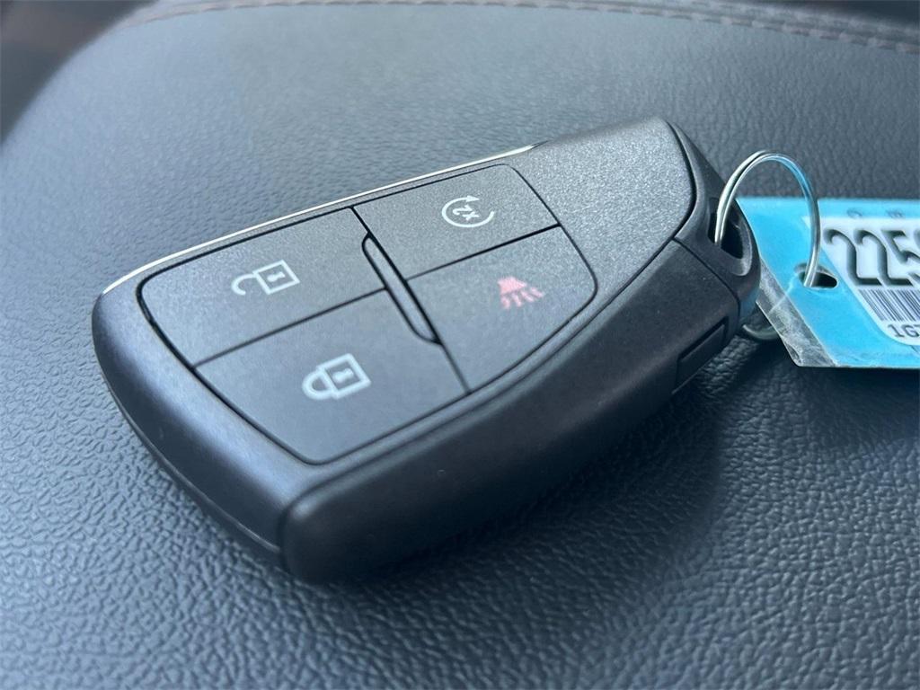 new 2025 GMC Canyon car, priced at $52,900