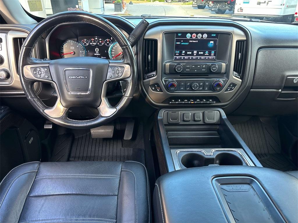 used 2018 GMC Sierra 1500 car, priced at $32,000