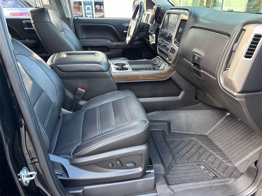 used 2018 GMC Sierra 1500 car, priced at $32,000