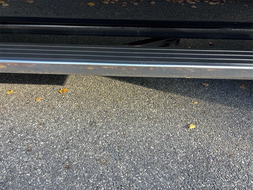 used 2018 GMC Sierra 1500 car, priced at $32,000