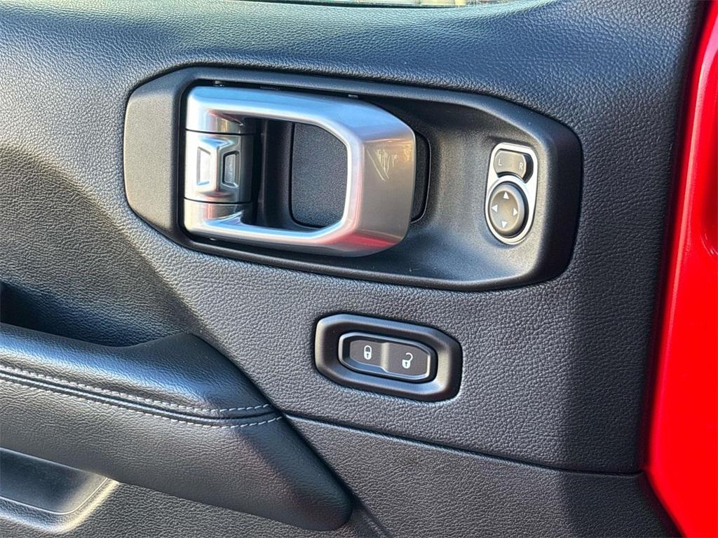 used 2018 Jeep Wrangler Unlimited car, priced at $24,800