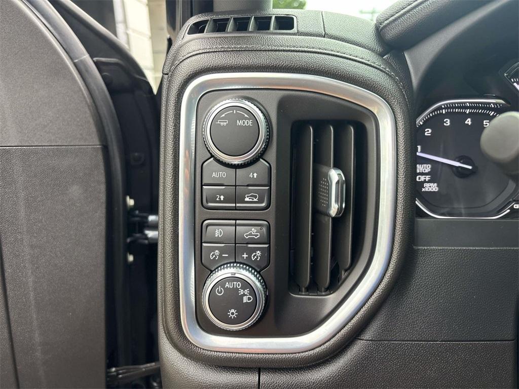 used 2021 GMC Sierra 1500 car, priced at $28,000