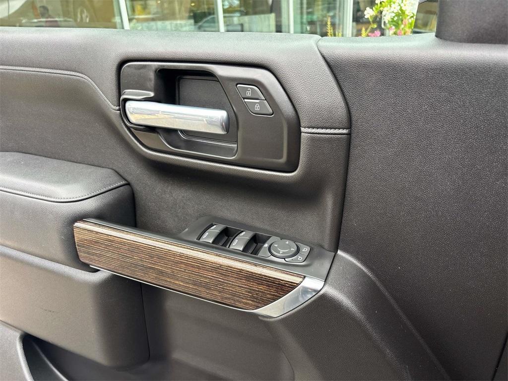 used 2021 GMC Sierra 1500 car, priced at $28,000