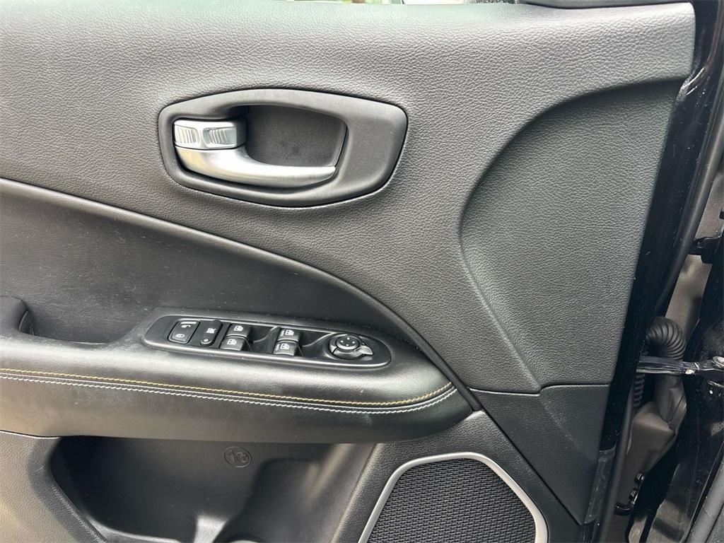 used 2018 Jeep Compass car, priced at $16,550