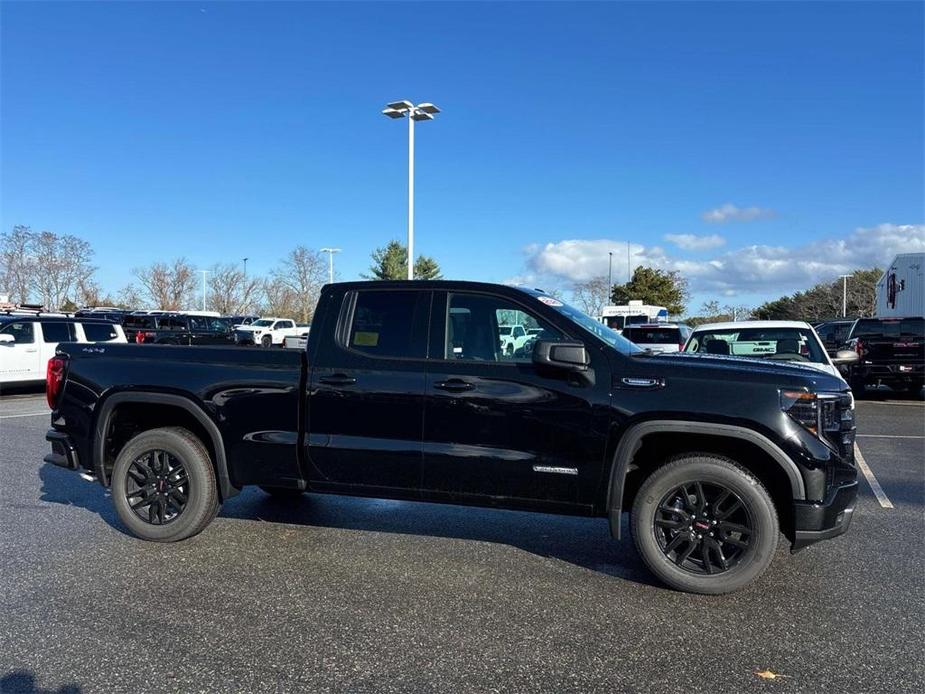 new 2025 GMC Sierra 1500 car, priced at $49,540